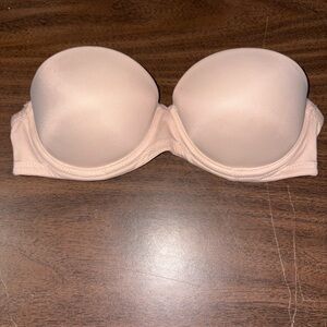 Victorias Secret PINK Seamless Nude Strapless Bra 32A